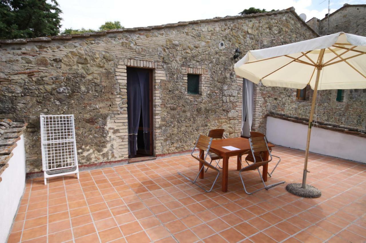 Casa Vacanze Good Buy Aparthotel San Gimignano Exterior foto